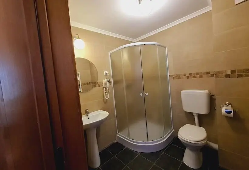 Suite Familiar, Casa Florescu