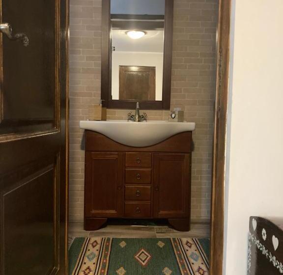 스탠다드 트리플 룸, Casa Soarelui