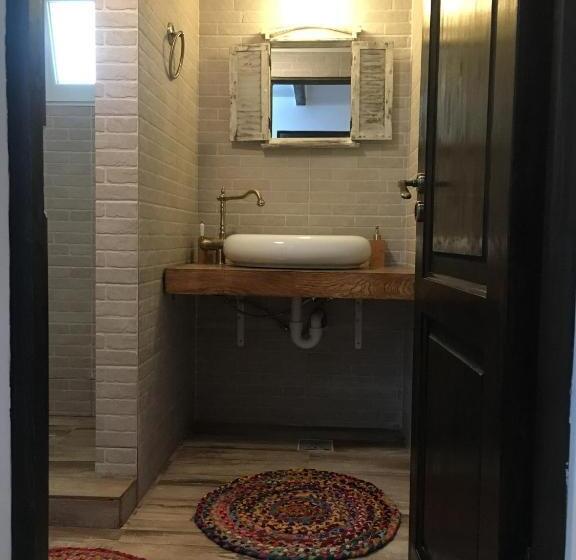 스탠다드 룸, Casa Soarelui