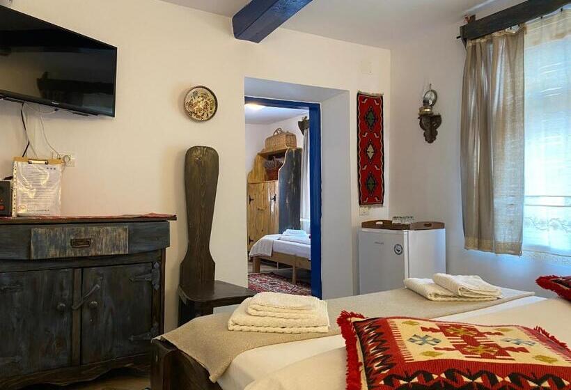 디럭스 트리플 룸, Casa Soarelui