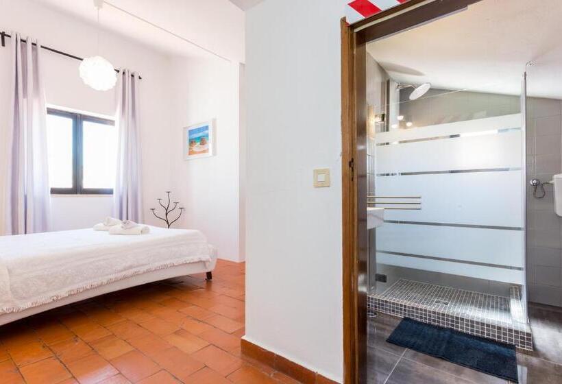 スイート, Safari Beach Guest House