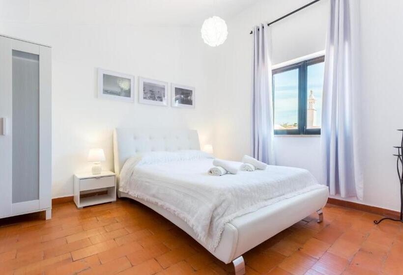 スイート, Safari Beach Guest House