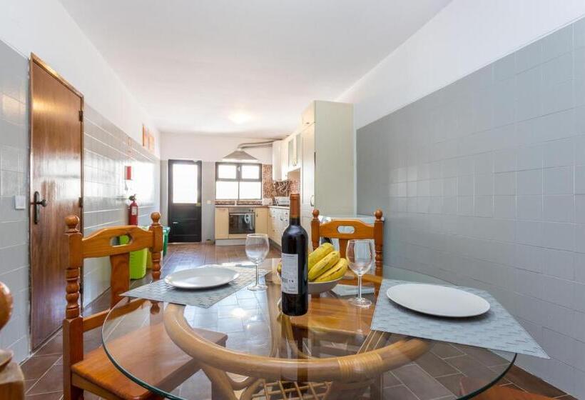 スイート, Safari Beach Guest House