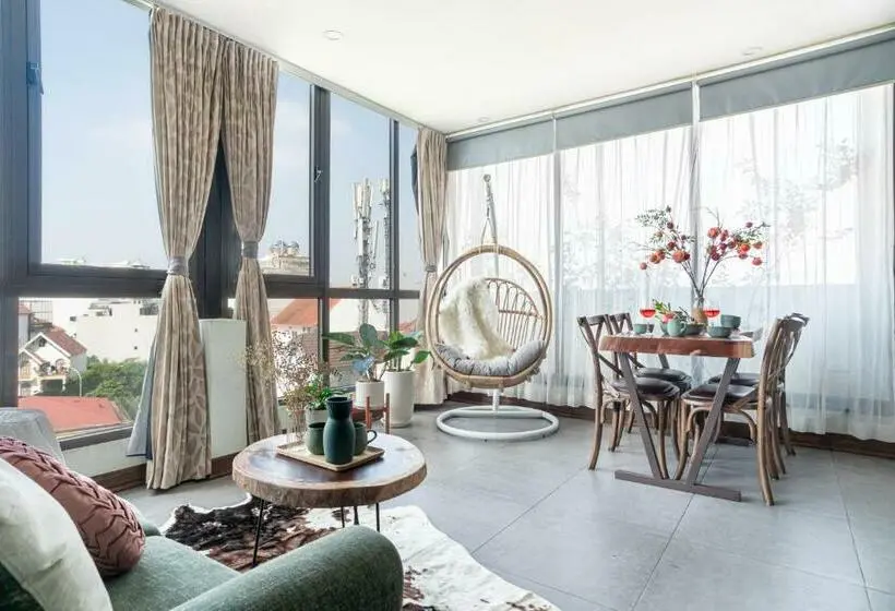 1 Bedroom Apartment Lake View, Sazihome Tay Ho Hanoi