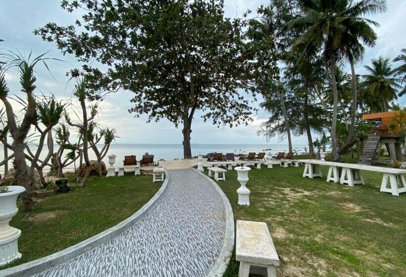 غرفة عائلية مطلّة علي البحر, The Wynn Kohjum