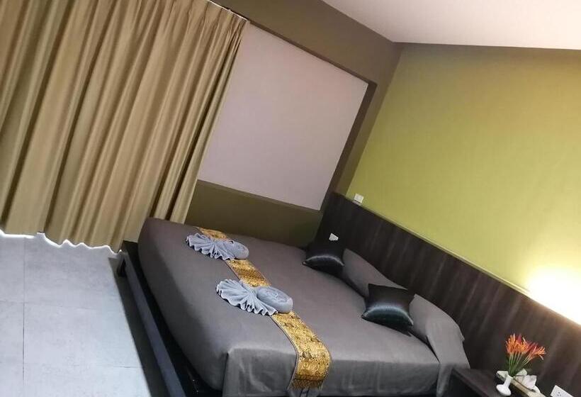 غرفة سوبيريور ثلاثية, The Wynn Kohjum