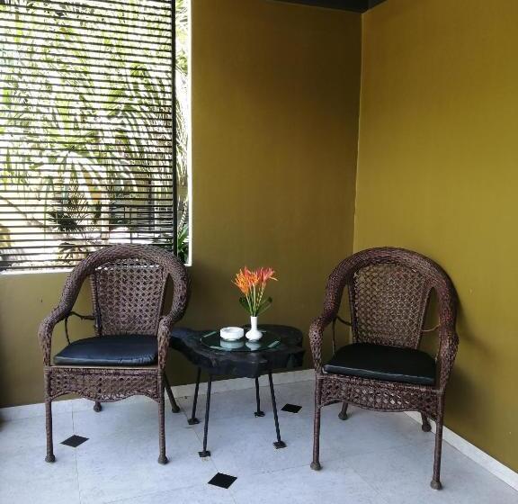 غرفة سوبيريور ثلاثية, The Wynn Kohjum