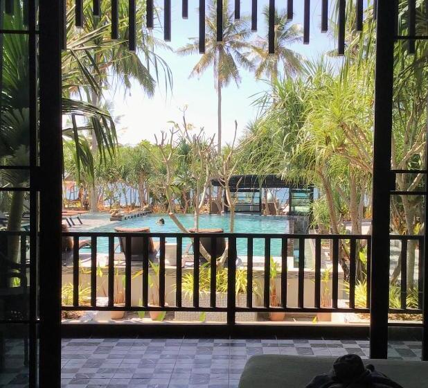 غرفة ديلوكس, The Wynn Kohjum