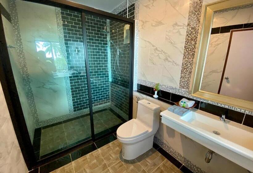 غرفة قياسية سرير كينج, The Wynn Kohjum