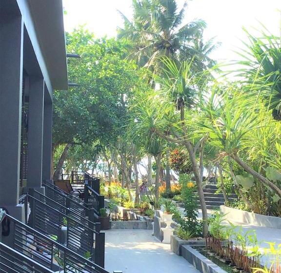 חדר סטנדרט עם מרפסת, The Wynn Kohjum