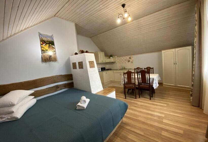 Standard-studio, садиба оберіг