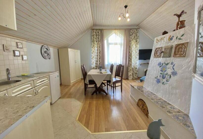 Standard-studio, садиба оберіг