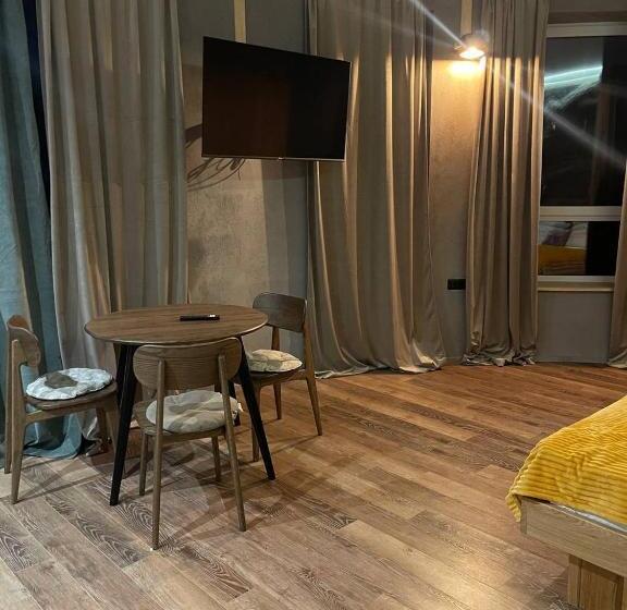 استودیوی استاندارد, садиба оберіг