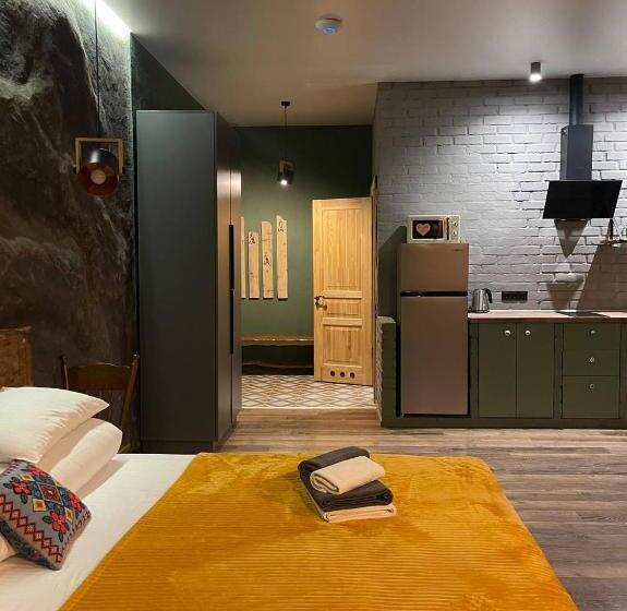 Standard-studio, садиба оберіг