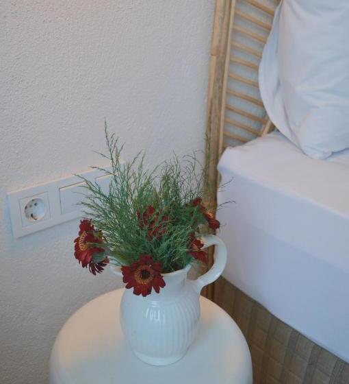 キングサイズベッドのデラックスルーム, Rijeka Alaçatı