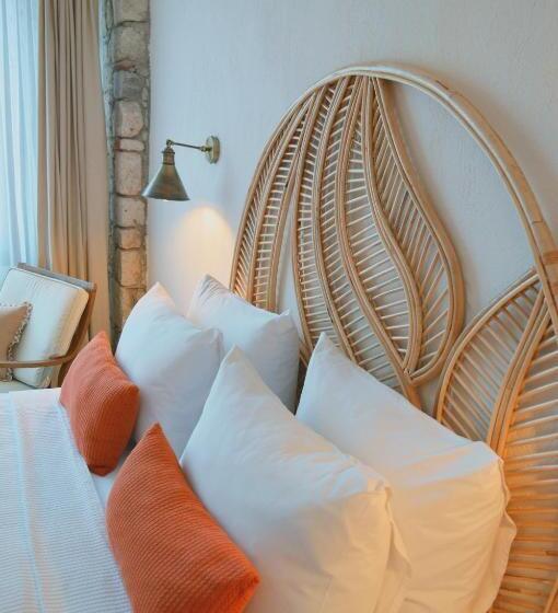 キングサイズベッドのデラックスルーム, Rijeka Alaçatı