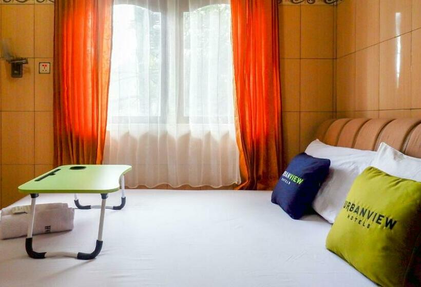 غرفة سوبيريور, Urbanview Hotel Anugrah Kendal By Reddoorz