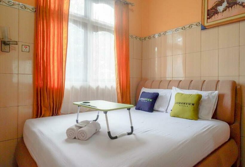 غرفة سوبيريور, Urbanview Hotel Anugrah Kendal By Reddoorz