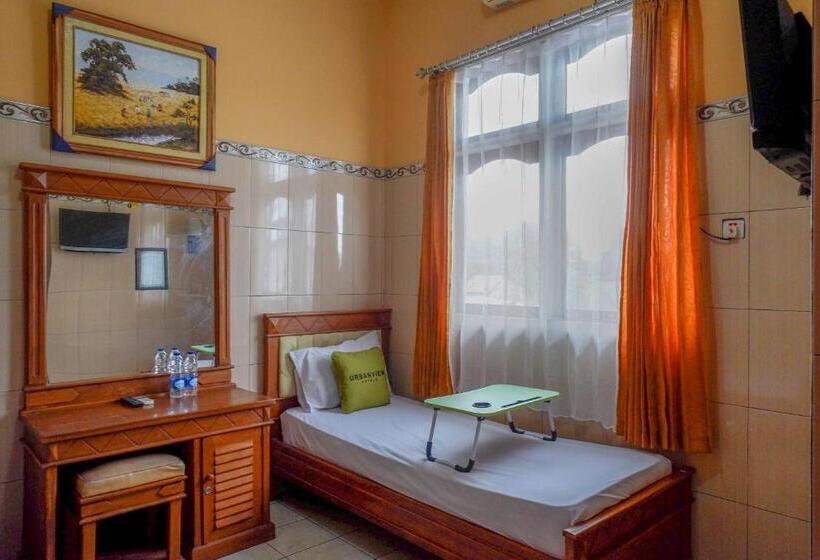 غرفة إقتصادية, Urbanview Hotel Anugrah Kendal By Reddoorz