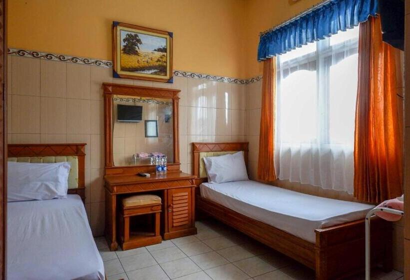 غرفة إقتصادية, Urbanview Hotel Anugrah Kendal By Reddoorz