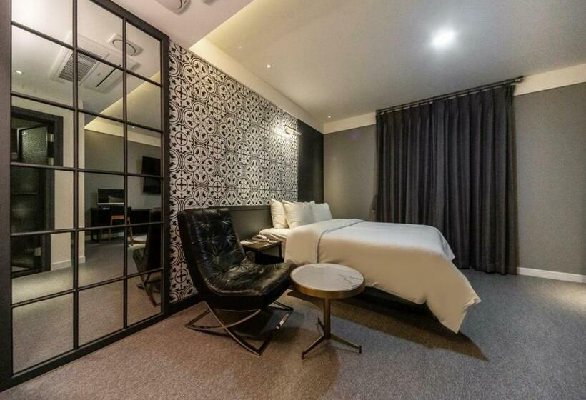 اتاق لوکس, West In Hotel Yeosu