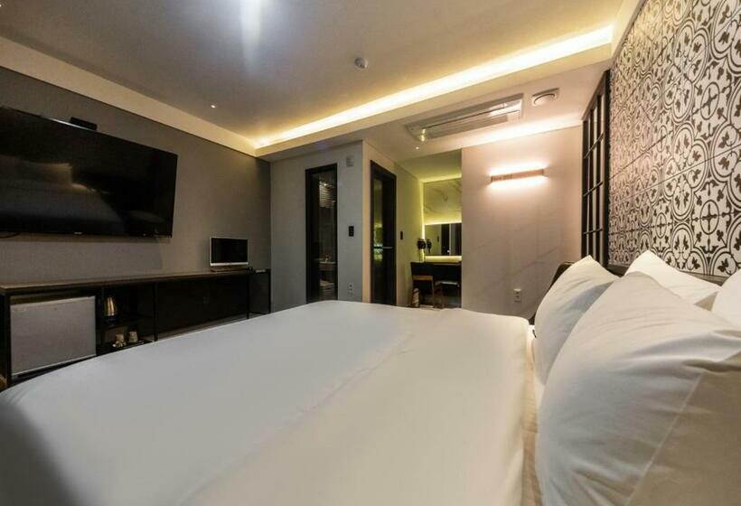 חדר דלוקס, West In Hotel Yeosu