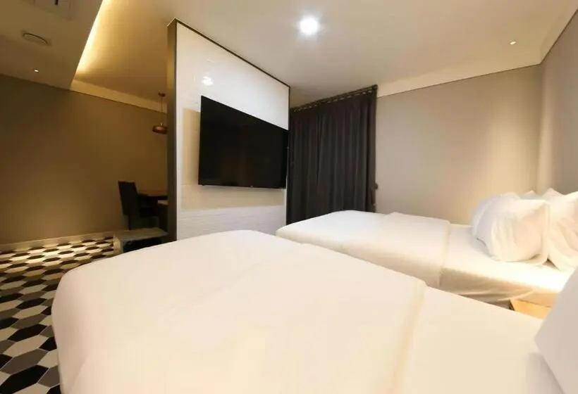 シティビューのスーペリアルーム, West In Hotel Yeosu