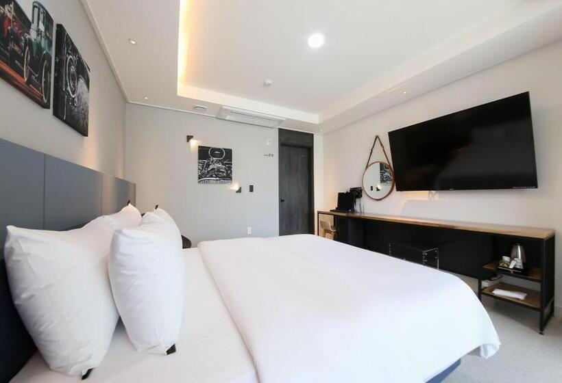 خانه 1 خوابه, West In Hotel Yeosu