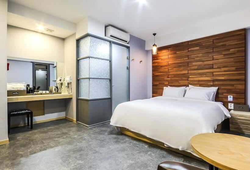 חדר דלוקס, West In Hotel Yeosu