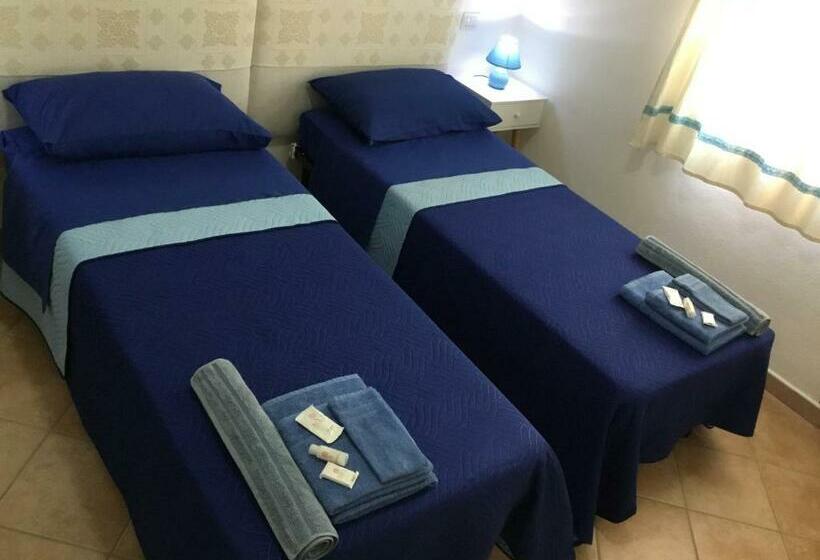 اتاق استاندارد با سرویس بهداشتی مشترک, B&b Levante Posada