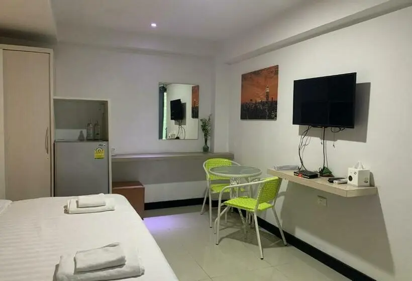 エコノミールーム, Bkl Pool Villa Pattaya