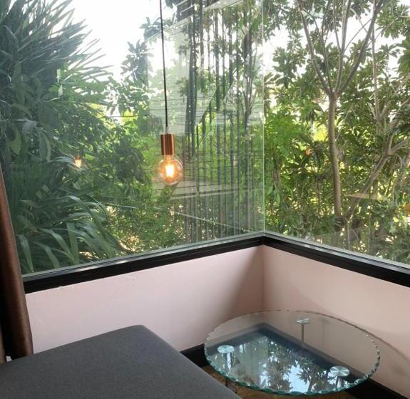 Номер Стандарт Вид на Бассейн, Bkl Pool Villa Pattaya