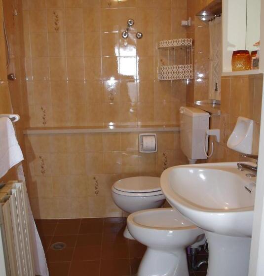 إستوديو قياسى, Agriturismo Del Monte