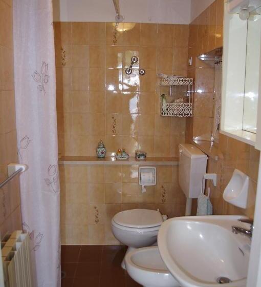 إستوديو قياسى, Agriturismo Del Monte