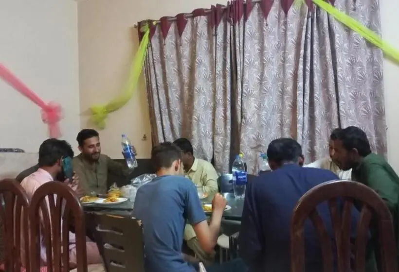 اتاق خانوادگی, Al Rehman Guest Hous