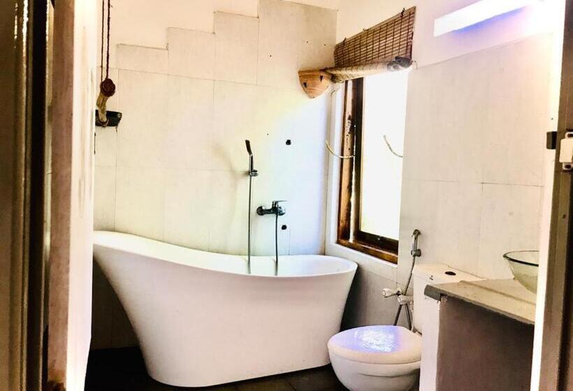 غرفة قياسية, Freedom192