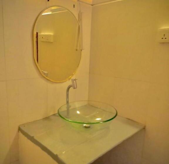 غرفة قياسية, Freedom192