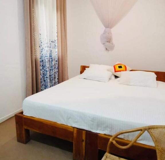 غرفة ديلوكس, Freedom192