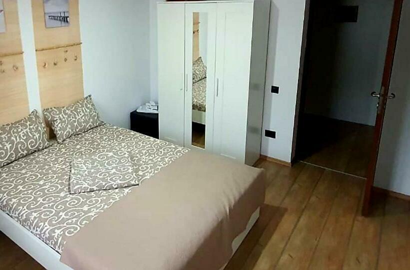 Apartament 2 Dormitoris, Vila Raelma