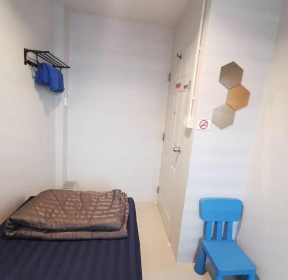 غرفة قياسية فردية حمام مشترك, Sida Hostel