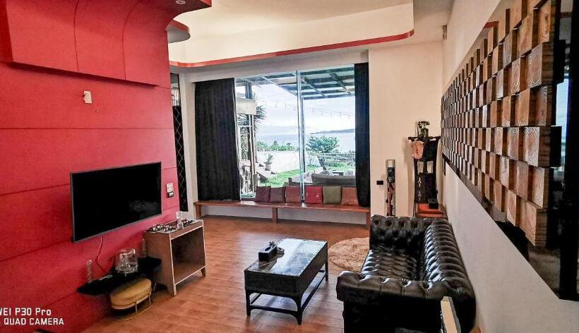 ویلای یک اتاق خوابه با استخر شنا, Sky Villa 南灣薇拉海景莊園 包棟villa