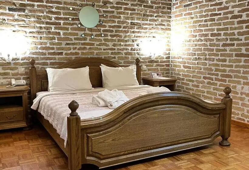 استودیوی لوکس, Orbita Hotel Shymkent