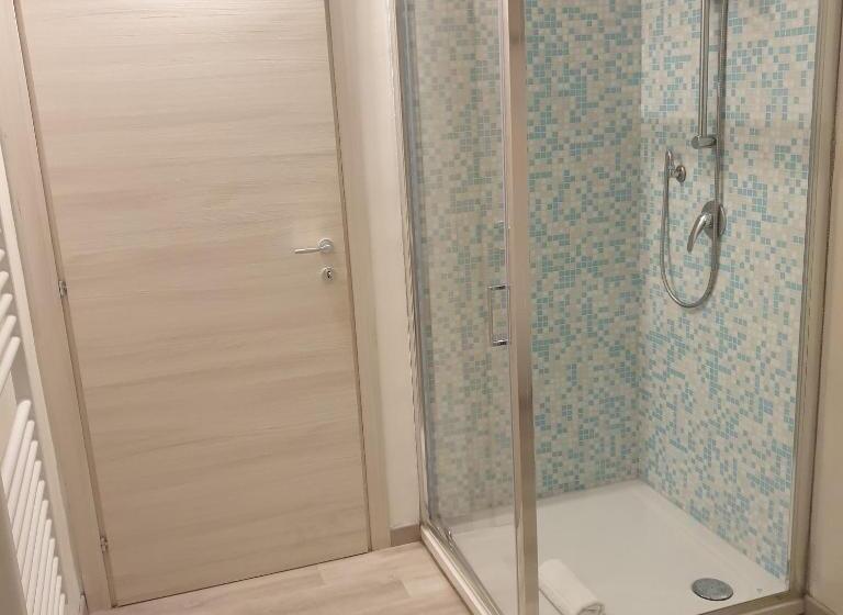 اتاق لوکس, Bergamo City Self Check In