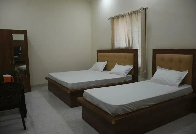 Deluxe-huone, Guru Kripa Garden