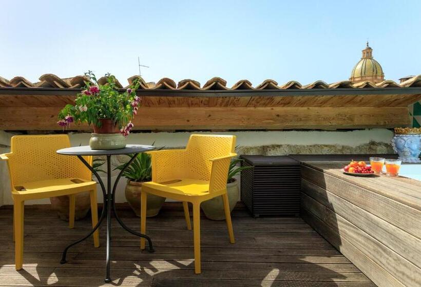 标准间带露台, Sui Tetti Di Balarm Boutique Rooms