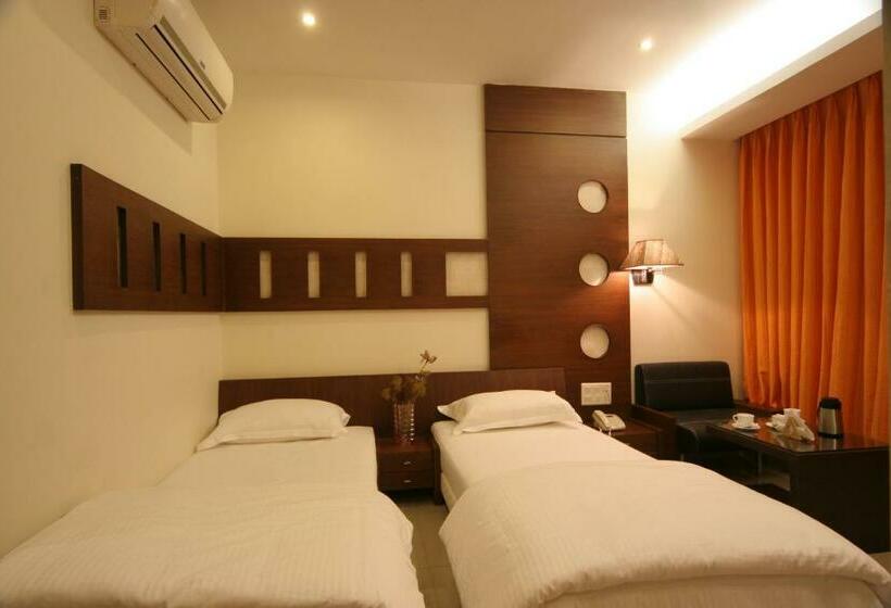 غرفة ديلوكس, Pride Biznotel Alkapuri Near Vadodara Airport