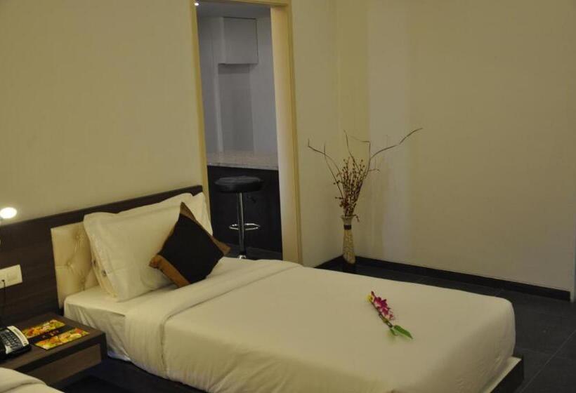 اتاق سوپریور, Pride Biznotel Alkapuri Near Vadodara Airport
