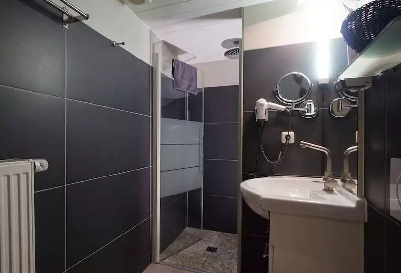 اتاق استاندارد, Design Hotel Rangau