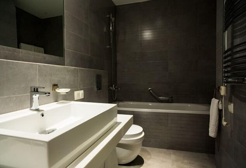 اتاق سوپریور, Golden Palace Batumi Hotel & Casino