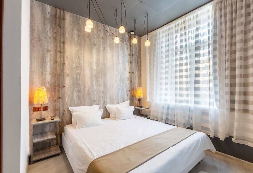 Студия Стандарт, Ananas